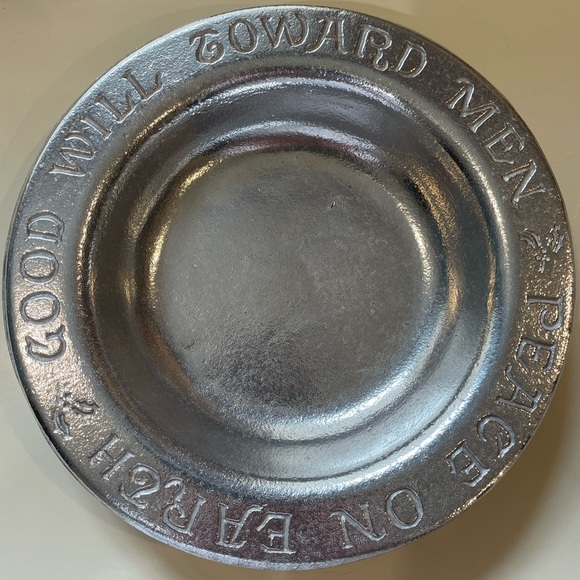 NWOT pewter metal Christmas bowl - Picture 3 of 6